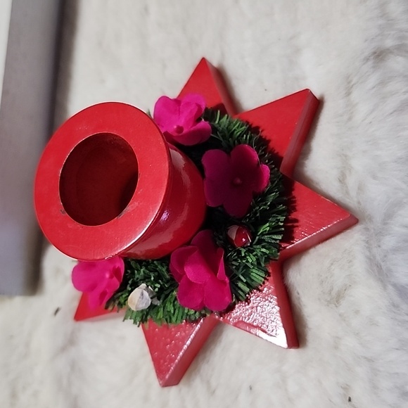 VINTAGE CHRISTMAS DECORATIVE ASSORTMENT BUNDLE.  3 - PIECE TOTAL - Picture 3 of 4